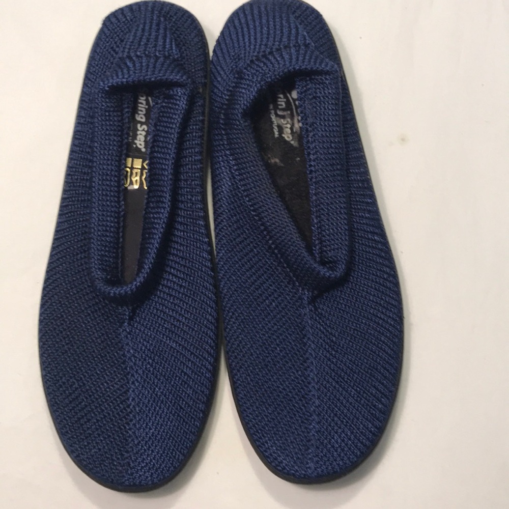 Spring Step Navy Tender Flats Sz 9